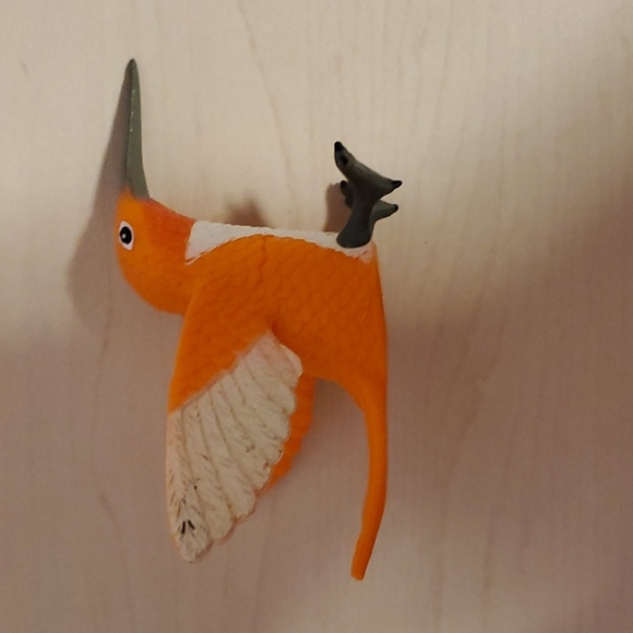 Archie McPhee Finger Hummingbird Peppy - Picture 2 of 5